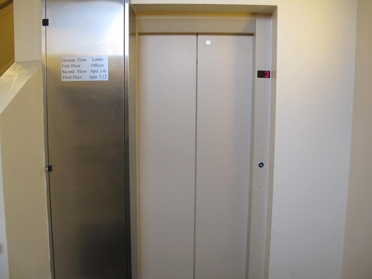 Churchill Two Bedroom Apartments With Free Parking And The Minster View York Kültér fotó